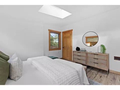 Bedroom - 1003 Eagle Dr, Lyons, CO 80540 photo 2 of 3