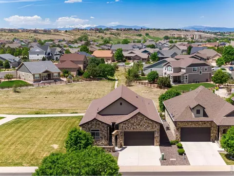 View/Area - 2006 Vineyard Dr, Windsor, CO 80550 photo 2 of 7
