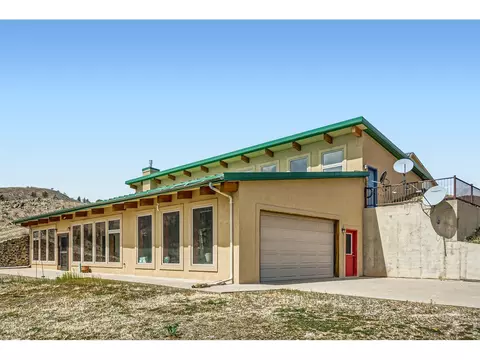Exterior - 752 Willow Patch Ln, Bellvue, CO 80512 photo 2 of 7