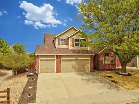 5869 Scenic Ave, Longmont, CO 80504