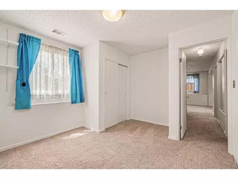 1713 Flemming Dr, Longmont, CO 80501