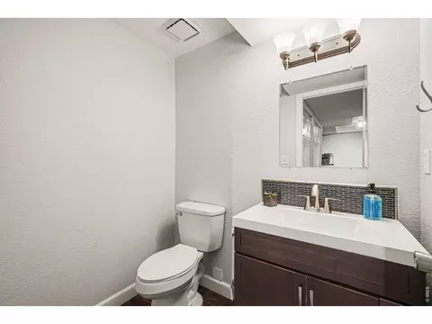 Bath - 1404 Willow Dr, Berthoud, CO 80513 photo 2 of 2