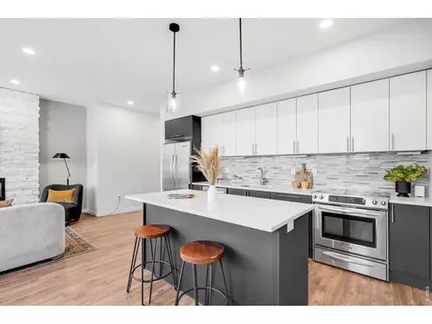 2640 Central Ct #203, Denver, CO 80211