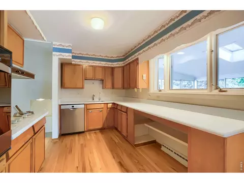 Kitchen - 620 S 41st St, Boulder, CO 80305 photo 1 of 3