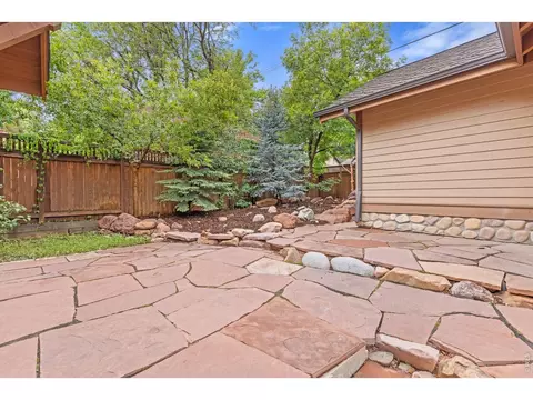 Exterior - 943 10th St, Boulder, CO 80302 photo 5 of 5