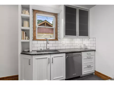 Kitchen - 943 10th St, Boulder, CO 80302 photo 3 of 4