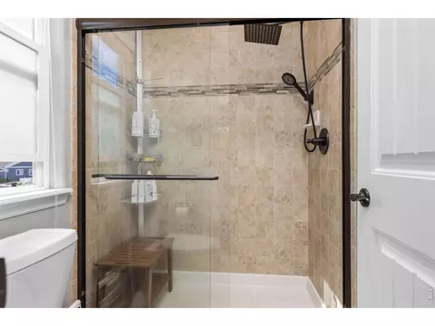 Bath - 7409 Rosecroft Dr, Windsor, CO 80550 photo 4 of 6