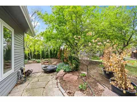 Exterior - 7126 Cedarwood Cir, Boulder, CO 80301 photo 6 of 8