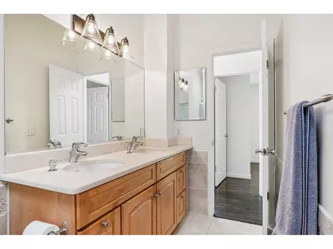 Bath - 2515 Juniper Ave, Boulder, CO 80304 photo 2 of 3
