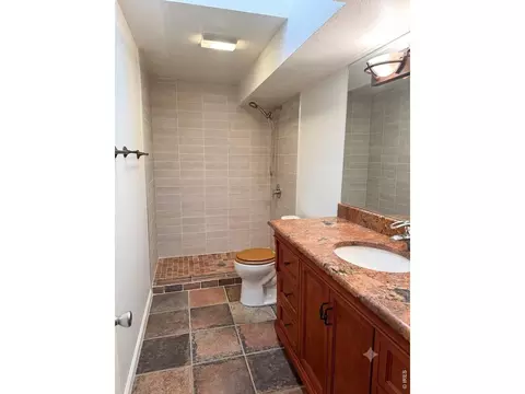 Bath - 2515 Juniper Ave, Boulder, CO 80304 photo 3 of 3