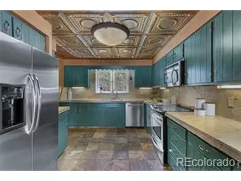 Kitchen - 746 Riverside Dr, Lyons, CO 80540 photo 1 of 1