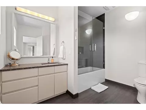 Bath - 1060 5th St, Boulder, CO 80302 photo 8 of 8