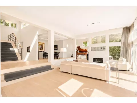 Living - 1060 5th St, Boulder, CO 80302 photo 3 of 9