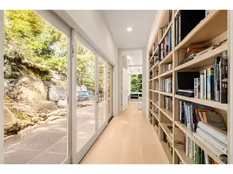 Entry Way - 1060 5th St, Boulder, CO 80302 photo 3 of 4