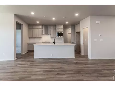 Kitchen - 5473 Drehle St, Timnath, CO 80547 photo 3 of 6
