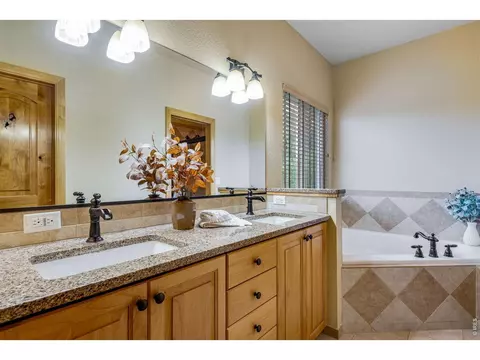 Bath - 4406 Indigo Dr, Severance, CO 80550 photo 1 of 4
