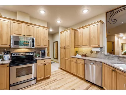 Kitchen - 4406 Indigo Dr, Severance, CO 80550 photo 5 of 6