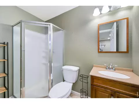 Bath - 5781 Twilight Ave, Firestone, CO 80504 photo 6 of 6