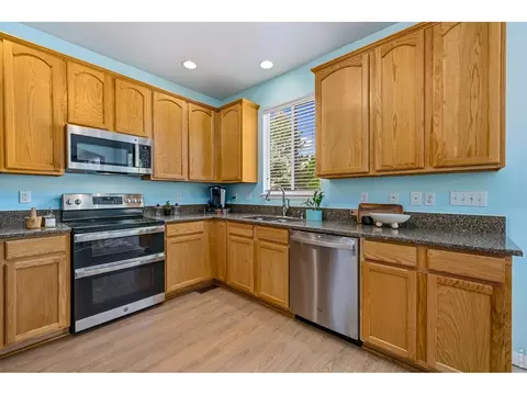Kitchen - 5781 Twilight Ave, Firestone, CO 80504 photo 2 of 4