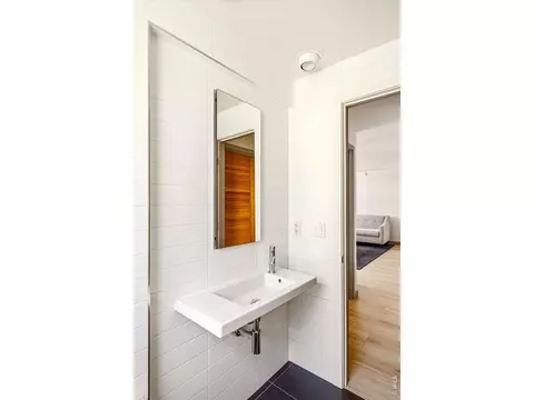 Bath - 810 Alpine Ave, Boulder, CO 80304 photo 1 of 3