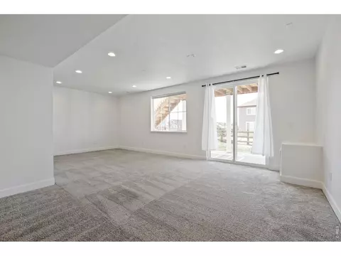 Living - 1055 Rubinette Ln, Berthoud, CO 80513 photo 2 of 3