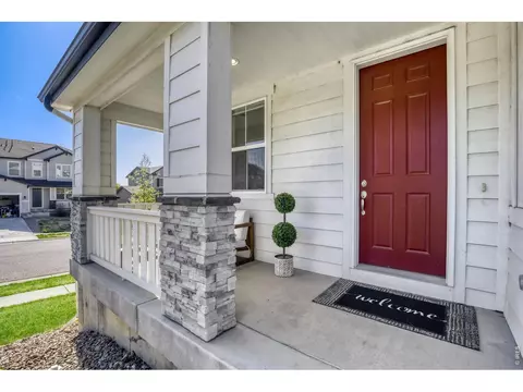 Exterior - 1055 Rubinette Ln, Berthoud, CO 80513 photo 3 of 8