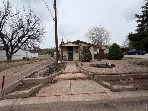 210 Sycamore St, Julesburg, CO 80737