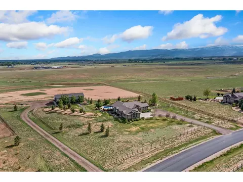 2125 Scenic Estates Dr, Fort Collins, CO 80524