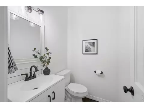 Bath - 840 S County Road 27, Berthoud, CO 80513 photo 3 of 5