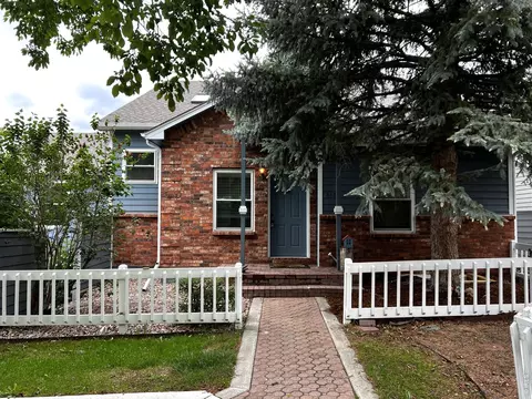 3134 Spinnaker Dr, Longmont, CO 80503