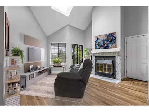 844 S Vance St #F, Lakewood, CO 80226