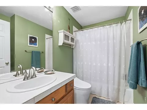 Bath - 2445 Benton St, Edgewater, CO 80214 photo 4 of 4