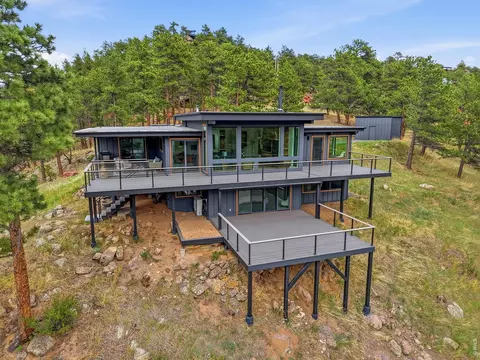 Exterior - 725 Timber Ln, Boulder, CO 80304 photo 7 of 8