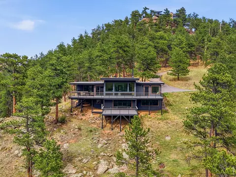 Exterior - 725 Timber Ln, Boulder, CO 80304 photo 8 of 8