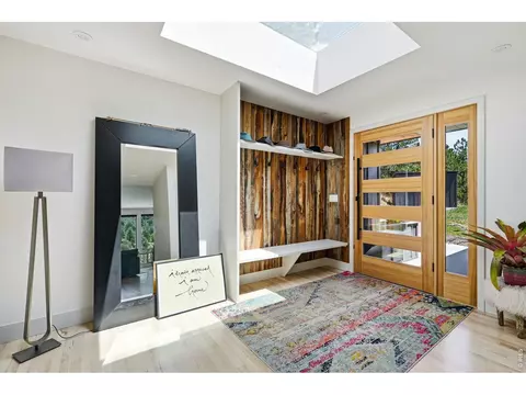 Entry Way - 725 Timber Ln, Boulder, CO 80304 photo 1 of 2