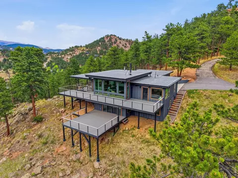 Exterior - 725 Timber Ln, Boulder, CO 80304 photo 3 of 8