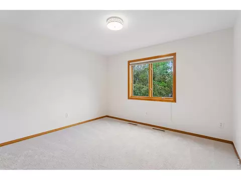 Bedroom - 2233 Kincaid Pl, Boulder, CO 80304 photo 4 of 6