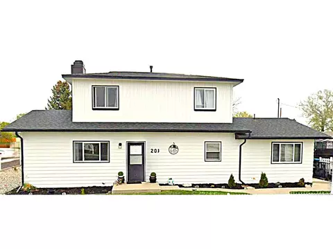 201 E 4th Ave, Severance, CO 80546