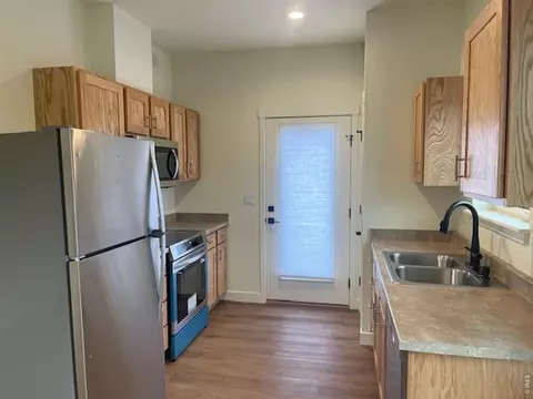 Kitchen - 4461 West Ct, Boulder, CO 80304 photo 1 of 6