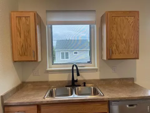 Kitchen - 4461 West Ct, Boulder, CO 80304 photo 6 of 6