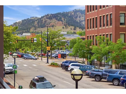 Exterior - 1360 Walnut St # 202, Boulder, CO 80302 photo 3 of 4