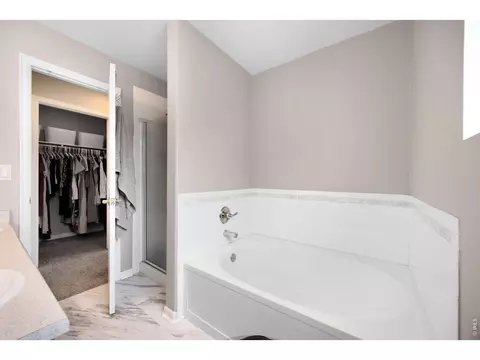 Bath - 1937 E 166th Dr, Thornton, CO 80602 photo 2 of 3