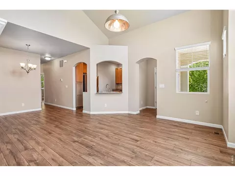 Living - 801 Evening Breeze Dr #40, Berthoud, CO 80513 photo 3 of 6