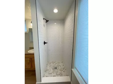 Bath - 4511 West Ct, Boulder, CO 80304 photo 5 of 5