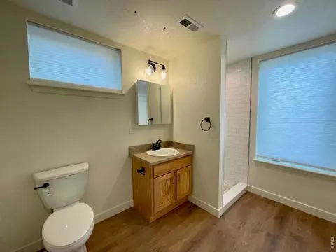 Bath - 4511 West Ct, Boulder, CO 80304 photo 1 of 5