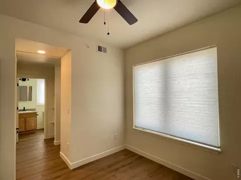 Bedroom - 951 Cherry Ave #B, Boulder, CO 80304 photo 2 of 2
