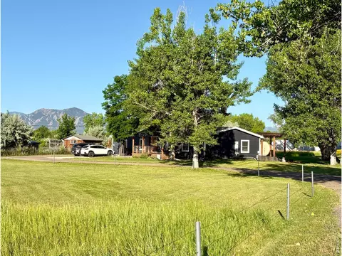 Exterior - 3705 N 75th St, Boulder, CO 80301 photo 3 of 16