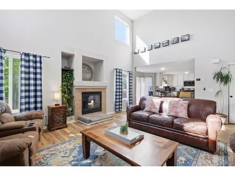 Living - 7472 Skyline Way, Frederick, CO 80504 photo 4 of 5