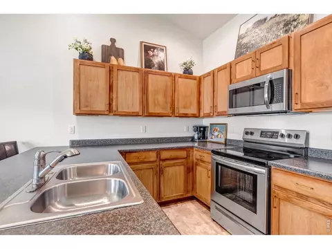 Kitchen - 945 Maplebrook Dr, Windsor, CO 80550 photo 5 of 5