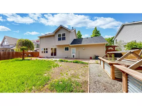 Exterior - 104 E Welch Ave, Berthoud, CO 80513 photo 15 of 19
